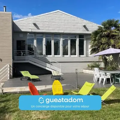 Le Zen - Sauna - Piscine intérieure