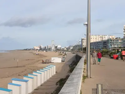 Vue générale sur la mer ou vue sur la mer prise depuis l'appartement