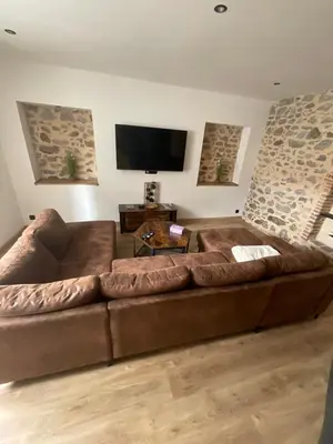 Plan de l'établissement Maison atypique centre bourg 15kms du PDF et Parc Maulévrier