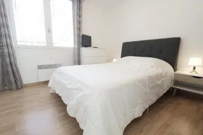 Un ou plusieurs lits dans un hébergement de l'établissement 200m plage des Demoiselles- Appartement pour 4