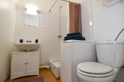 Salle de bains dans l'établissement Le P'tit bec ✹ Plage ✹
