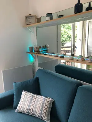 Cuisine ou kitchenette dans l'établissement Accès direct à la PLAGE de Mr HULOT Saint Marc sur Mer près de La Baule - Parking privé
