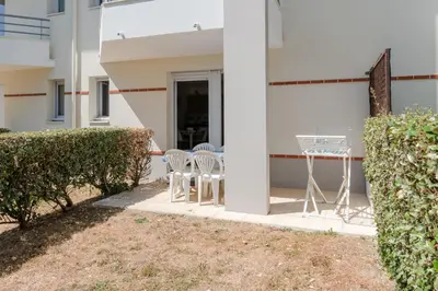 Balcon ou terrasse dans l'établissement Le Green - Piscine - Mer - Wifi