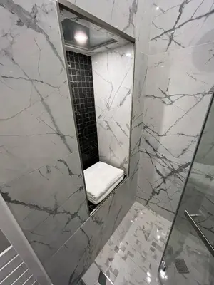 Salle de bains dans l'établissement Superbe appartement - Cholet Centre