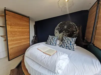 Un ou plusieurs lits dans un hébergement de l'établissement Inédit - Maison en duplex L'île Mystérieuse