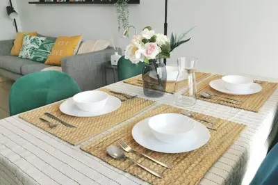 Coin salon dans l'établissement CHIC 2CHAMBRES,70m²+balcon+parking+WIFI