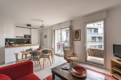 Cuisine ou kitchenette dans l'établissement Le Bienveillant - T3 proche Jardin des Plantes
