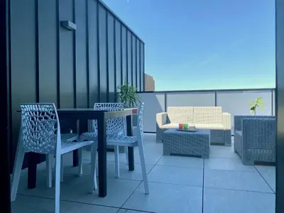 Balcon ou terrasse dans l'établissement Appartement 3 pièces avec terrasse, proche plage, parking, ascenseur – Pornichet - FR-1-306-1226