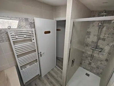 Salle de bains dans l'établissement Charmante maison de Ville , 4 personnes , LES HERBIERS