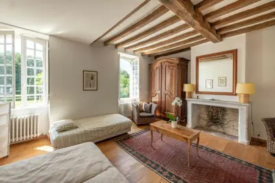 Coin salon dans l'établissement Bel appartement à la Chetardière