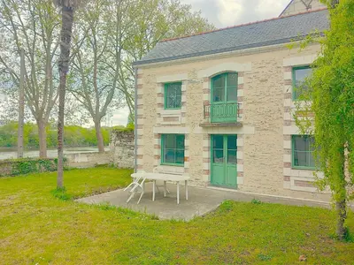 Jardin de l'établissement Angers, La Belle De Maine
