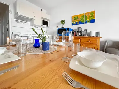 Cuisine ou kitchenette dans l'établissement Vue mer panoramique, Loggia Salon, Parking Privé