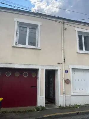 Bâtiment de le séjour chez l'habitant