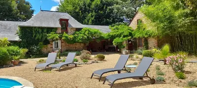 Jardin de l'établissement Domaine de Vaufleury - La Maison de l'Escuiller