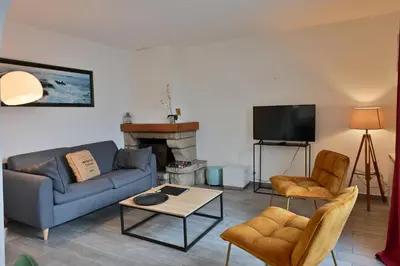 Télévision ou salle de divertissement dans l'établissement La Champtocette de la Loire