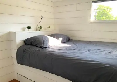Un ou plusieurs lits dans un hébergement de l'établissement Bateau appartement sur l'Erdre au coeur de Nantes