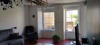 Coin salon dans l'établissement Chez Henri