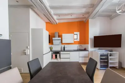 Cuisine ou kitchenette dans l'établissement Angers Hyper Centre - Rue St Laud, 2min Ralliement