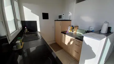 Cuisine ou kitchenette dans l'établissement LA PEROUSE - Appartement 4ème étage - 2 chambres vue mer