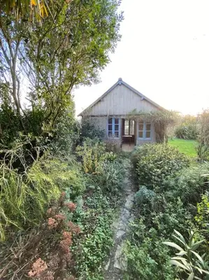 Jardin de l'établissement « Beslétoile » au cœur de la nature