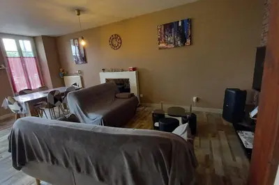 Télévision ou salle de divertissement dans l'établissement Maison cosy -15min Puy du Fou- Centre de Pouzauges
