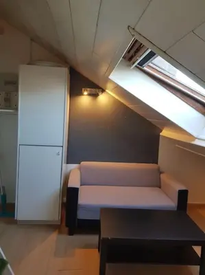 Cuisine ou kitchenette dans l'établissement Petit studio la madeleine