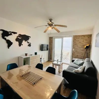 Le Miramar