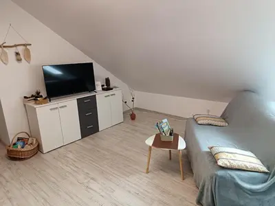 Cuisine ou kitchenette dans l'établissement Petit appartement à la campagne proche mer
