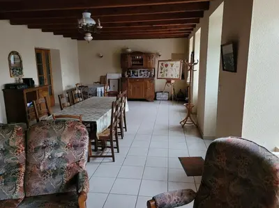 Coin salon dans l'établissement Gite de la Sèvre