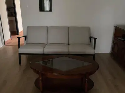 Coin salon dans l'établissement Maison de plain-pied avec jardin, proche plages et exploitations agricoles, tout confort inclus - FR-1-426-526