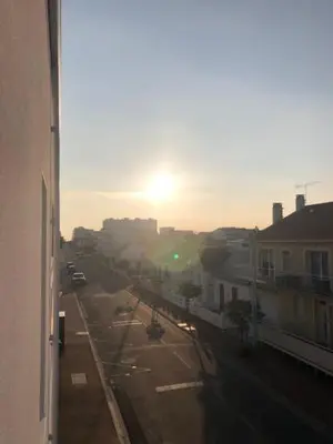 Lever ou coucher de soleil vu de l'appartement ou à proximité