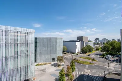 Vue générale sur Nantes ou vue de la ville depuis l'appartement