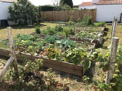 Jardin de l'établissement Villa avec jacuzzi proche de la mer et du centre