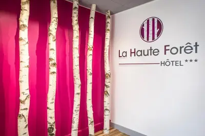 Certificat, récompense, panneau ou autre document affiché dans l'établissement Logis hôtel restaurant la Haute Forêt