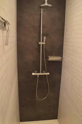 Salle de bains dans l'établissement Gîte La Dortière s'Amuse, magnifique maison de maître 12min du Puy du Fo