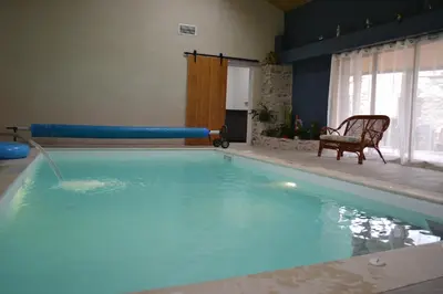 Piscine de l'établissement AU BOIS D'ORÉE ou située à proximité