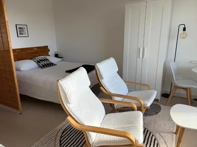 Un ou plusieurs lits dans un hébergement de l'établissement Studio face mer Accès direct à la plage