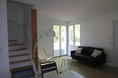 Coin salon dans l'établissement La petite chaumine