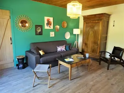 Coin salon dans l'établissement Terre et Eau - Gîte avec chambre complémentaire