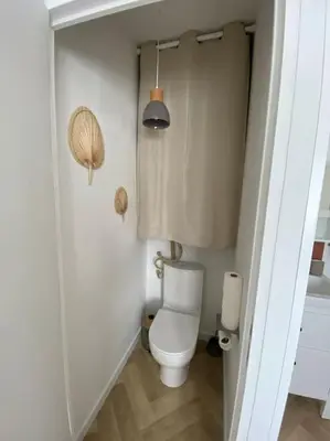 Salle de bains dans l'établissement Studio au calme St Marc sur Mer