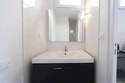 Salle de bains dans l'établissement studio trankil coeur d'Ancenis - balcons d'Ancenis