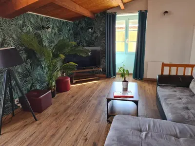 Coin salon dans l'établissement Le Bocage gîte 90m2 chaleureux à 4 min du Puy du Fou