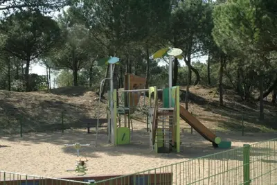 Aire de jeux pour enfants de l'établissement Maison entière 3 chambres