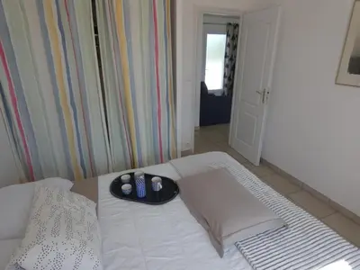 Un ou plusieurs lits dans un hébergement de l'établissement Maison de vacances spacieuse à Notre-Dame-de-Monts - 6 pers, animaux admis - FR-1-540-229