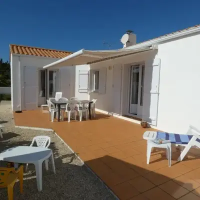Maison spacieuse avec jardin clos