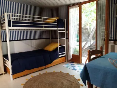 Un ou plusieurs lits dans un hébergement de l'établissement les refuges de Montociel